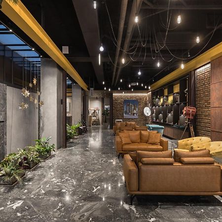 Hotel Leisure 台南行旅-巷弄潮旅 ภายนอก รูปภาพ
