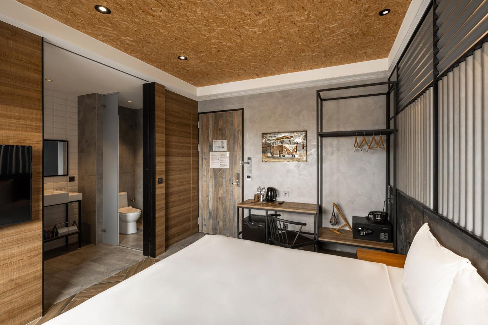 Hotel Leisure 台南行旅-巷弄潮旅 ภายนอก รูปภาพ